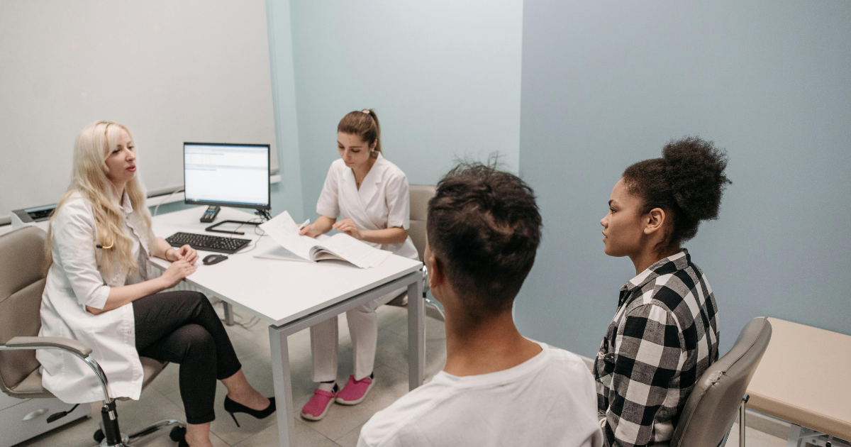 Lcsw R LICSW Meaning Explained - Guide to Clinical Social Workers